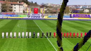 Eyüpspor, Şampiyonlar Ligi müziği ile sahaya çıktı!