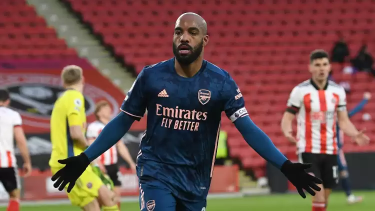 Arsenal 3 puanı 3 golle aldı