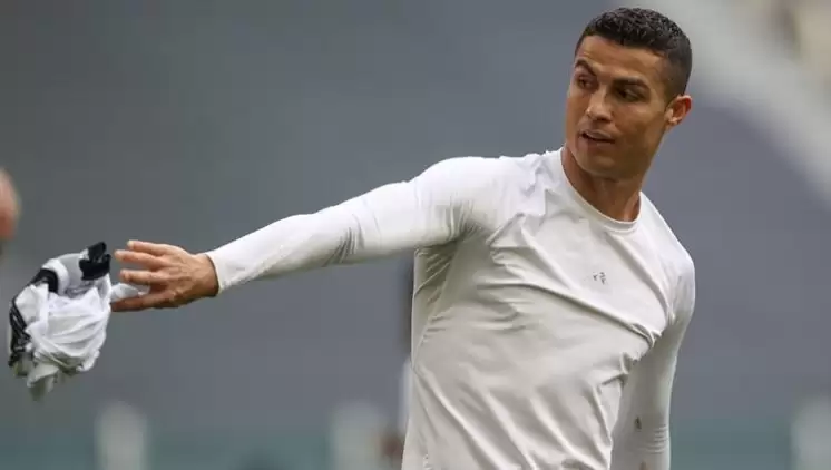 Cristiano Ronaldo, Juventus'tan ayrılıyor mu? Kararını verdi...