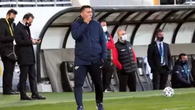 Akhisarspor, Fırat Gül ile de gülemedi