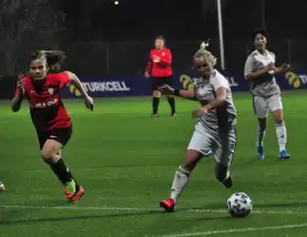 Beşiktaş’tan lige 8 gollü start!