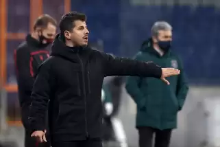 Emre Belözoğlu ona sorumluluğu verdi! O da hakkını...