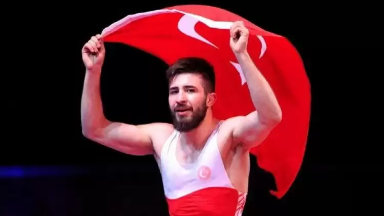 Süleyman Atlı, 57 kiloda finale yükseldi