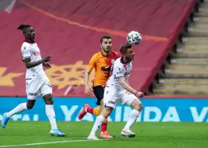 Emre Kılınç: "Kendi cebimizden yiyoruz"