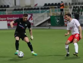 Denizli'nin veda turunda Sivasspor serisini uzattı