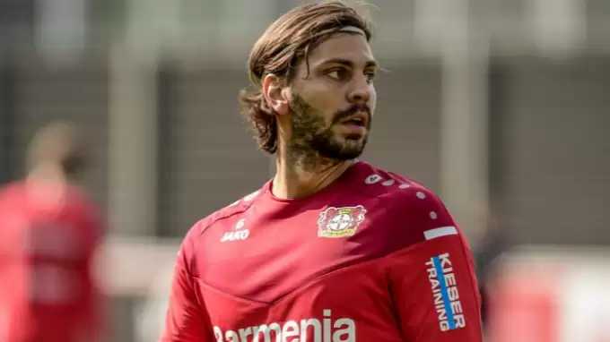 Galatasaray ve Trabzonspor, stoper transferi için rotayı Almanya'ya çevirdi!