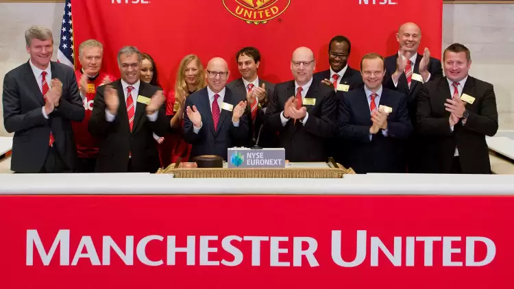 Manchester United, 4 milyar Pound'luk ücretle satışa çıkıyor