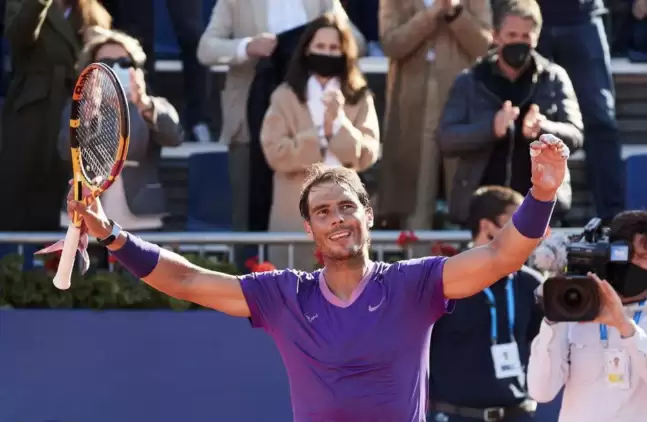 Rafael Nadal, Barcelona Açık'ta kupaya uzandı