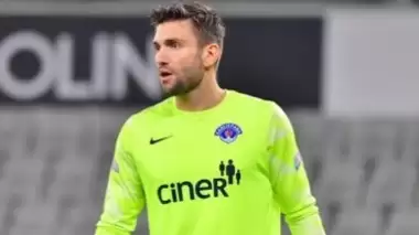 Galatasaray'dan sonra Fenerbahçe... Tek başına direndi