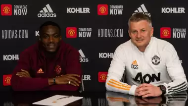 Manchester United, Fildişi Sahilli oyuncu ile sözleşme yeniledi