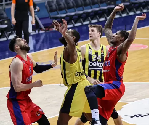 Bu kez Vesely'yi hakemler oynatmadı! Fenerbahçe'den veda