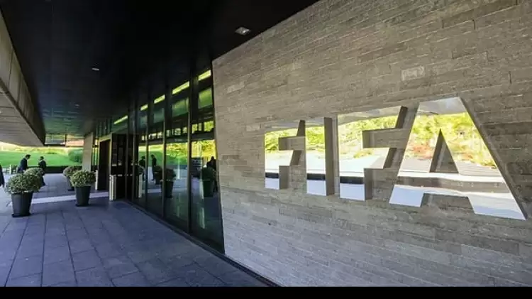 FIFA, UEFA ve kulüpler, "sosyal medya boykotuna" gidiyor
