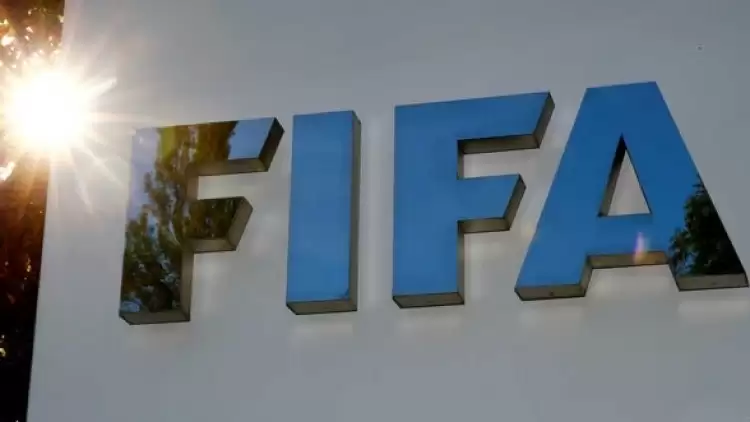 FIFA açıkladı! İki takıma transfer yasağı