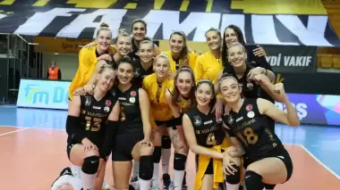 Vakıfbank, Şampiyonlar Ligi'nde finale rekor için çıkıyor!