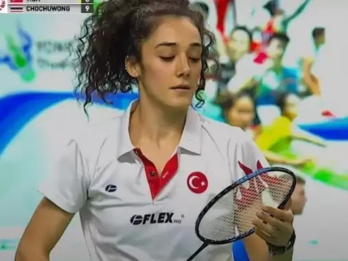 Neslihan Yiğit, Avrupa Badminton Şampiyonası'nda yarı finalde