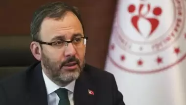 Bakan Kasapoğlu'ndan dev finale seyirci müjdesi 