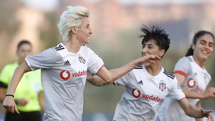 Esra Erol gol attı, sosyal medya yıkıldı! 