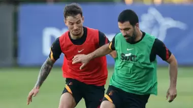 Galatasaray derbiye hazırlanıyor! Henry Onyekuru...