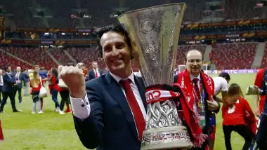 Bu adam UEFA'yı kazanmak için doğmuş! Unai Emery tarihe geçti 