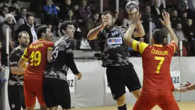 Beşiktaş Aygaz ile Göztepe arasındaki erteleme maçın tarihi belli oldu