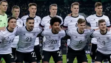 Joachim Löw, EURO 2020 kadrosunu açıkladı! İlkay ve Emre...
