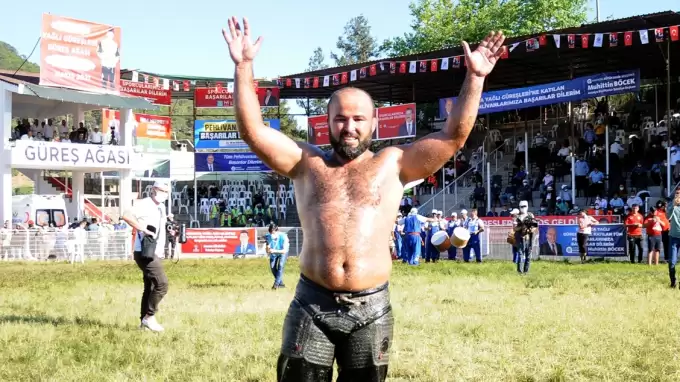 Kumluca’da başpehlivan Orhan Okulu