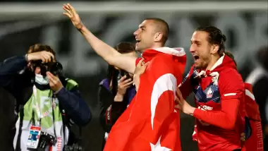 Burak Yılmaz: "Anneciğim bak şampiyon olduk!"