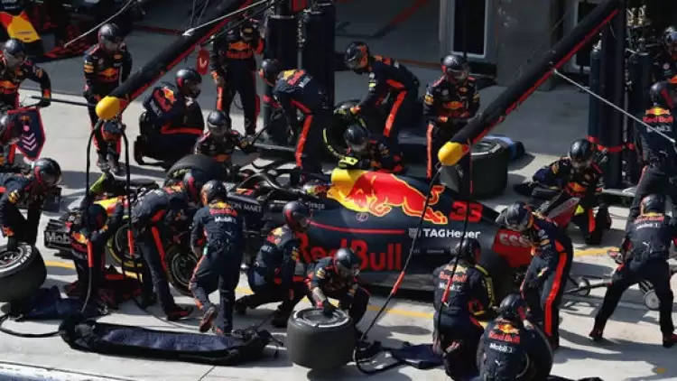 Monako'da en hızlı pit stop Red Bull'dan