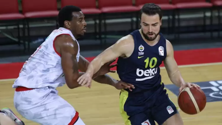 Sakata geldiği maçta Fenerbahçe hata yapmadı! Final Anadolu Efes'le