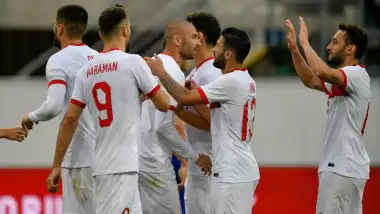 Bekle bizi İtalya! Millilere son provada Moldova morali