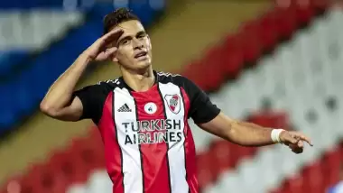 Fenerbahçe ve Beşiktaş aynı golcünün peşinde!