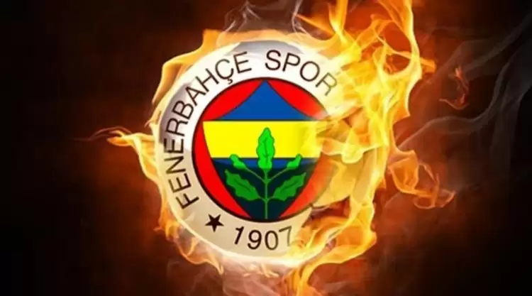 Fenerbahçe imzayı attırdı! 3 yıllık anlaşma
