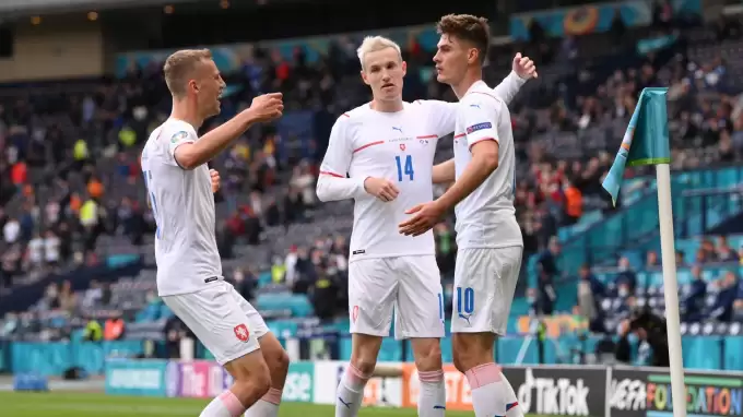 Çekleri Patrik Schick uçurdu!