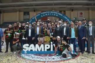 Semt77 Yalovaspor, Samsun'u devirdi, Süper Lig'e yükseldi