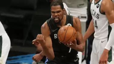 Durant alev aldı, Nets'i öne geçirdi!