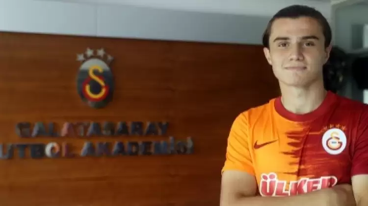 Galatasaray genç oyuncuyla sözleşme yeniledi