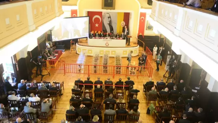  Galatasaray başkanını seçiyor! İki aday nefes nefese
