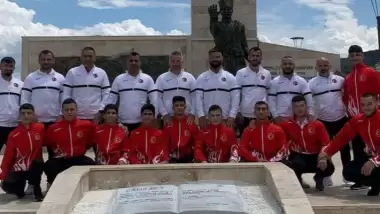 Milli güreşçiler, Bulgaristan'dan 11 madalyayla döndü