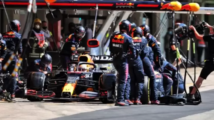 Fransa GP'sinin en hızlı pit stopu Red Bull'dan geldi!