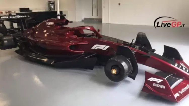 Yeni F1 aracı yarış için gün sayıyor