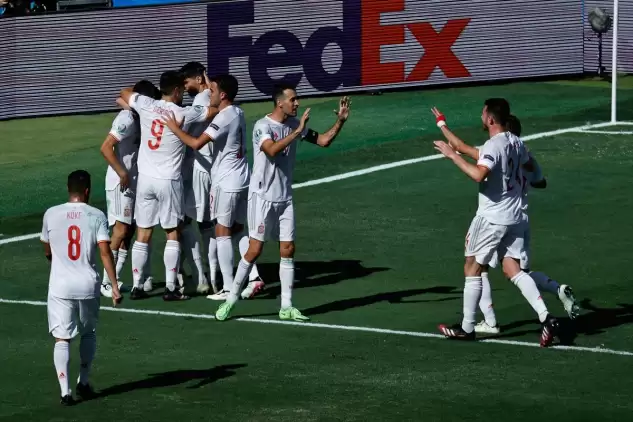 Matadorlar Slovakya'yı ezdi geçti! Tur gol şovla geldi