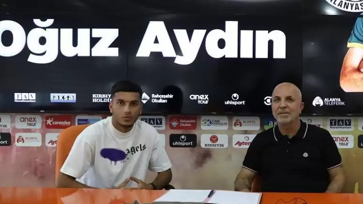 Alanyaspor'a 5 yıllık imzayı attı!