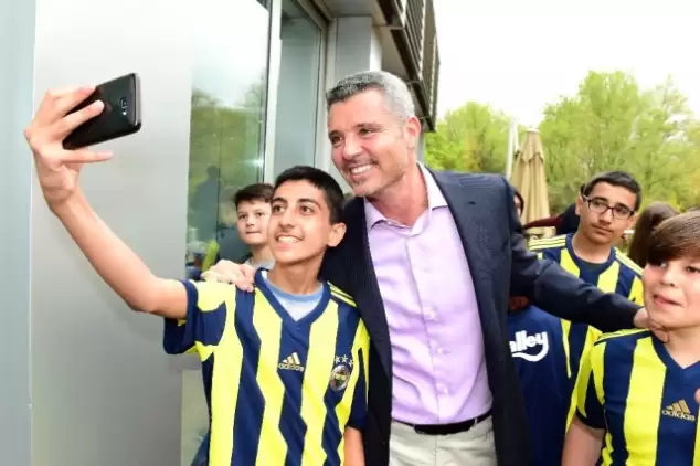 Sadettin Saran’dan Aziz Yıldırım’a sert tepki: Fenerbahçe halkındır, Fenerbahçeliyim diyen herkesindir