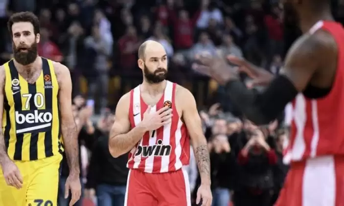 Basketbolun Yunan efsanesi emekli oldu