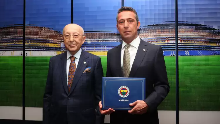 Fenerbahçe Başkanı Ali Koç mazbatayı aldı