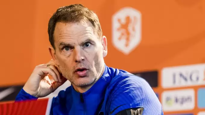 Hollanda'da fatura Frank de Boer'a kesildi