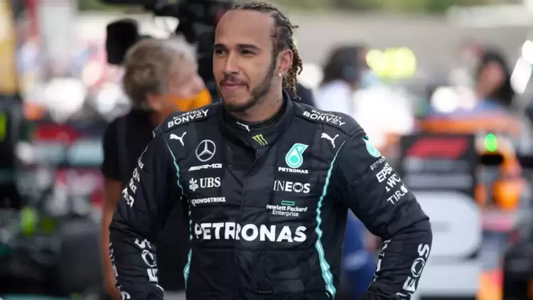 Mercedes - Hamilton kararı açıklandı! İki yıl daha...