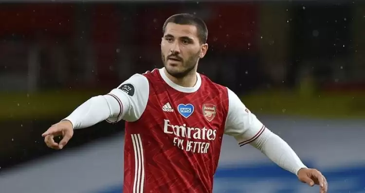 Fenerbahçe'nin transfer gündemindeki Kolasinac, 6-0'lık maçta oynadı 