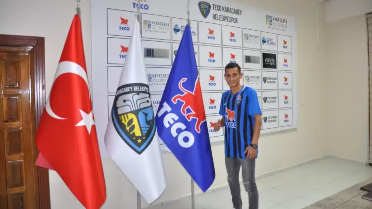 Karacabey Belediyespor'dan orta sahaya takviye