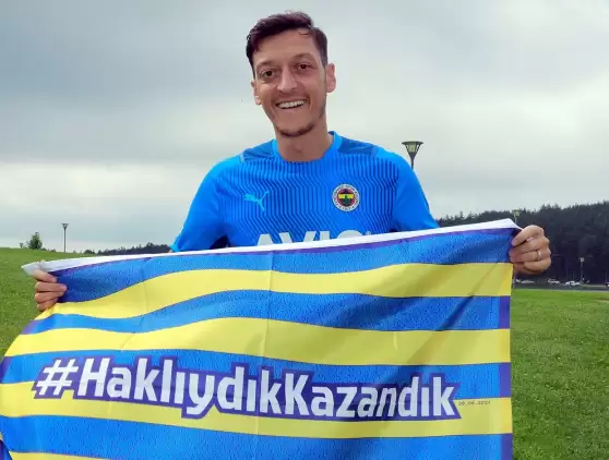 Mesut Özil: Pereira geldiği için çok mutluyuz  